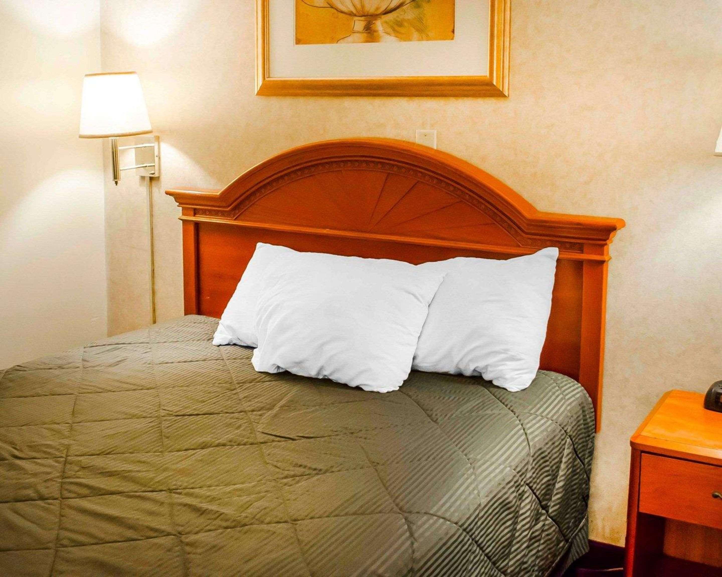 Rodeway Inn Dillsburg Extérieur photo