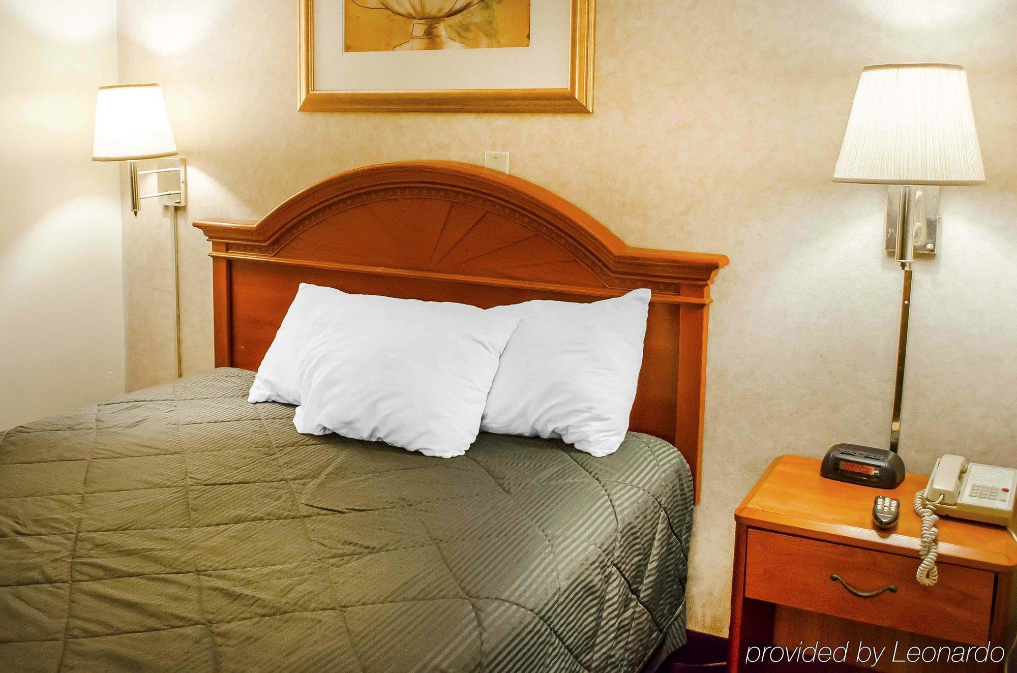 Rodeway Inn Dillsburg Extérieur photo